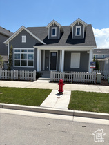 Photo 2 for 887 W Halvorsen Pkwy