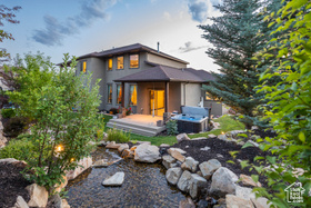 Photo 4 for 1910 N Cove- Springs Way