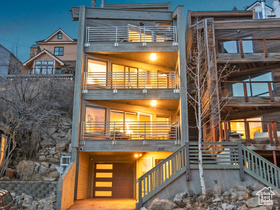 Photo 1 for 320 Marsac Ave