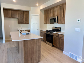 Photo 2 for 1168 N 1475 East #ARSF83
