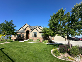 Photo 1 for 1234 S Parkway Blvd #725
