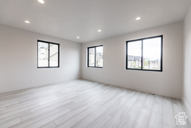 Photo 4 for 413 W Birch Dr #532