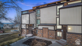 Photo 5 for 2176 S Bear Lake Blvd