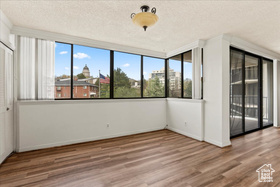 Photo 4 for 241 N Vine #306W