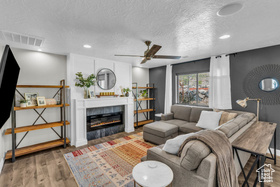 Photo 4 for 807 N 370 West