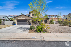 Photo 2 for 807 N 370 West