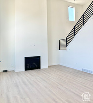 Photo 3 for 447 N Pinnacle Ln #25