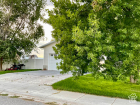 Photo 6 for 129 N 3rd