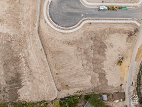 1085 W Kings Landing Ct MLS #2077484