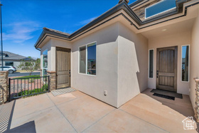 Photo 4 for 368 W Foster Ln