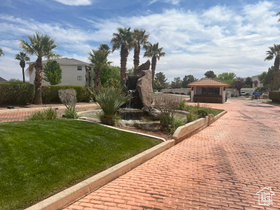 Photo 4 for 1845 W Canyon View Dr #1609