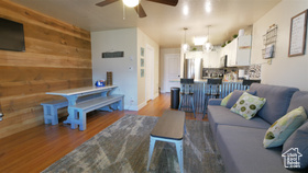 Photo 4 for 3615 N Wolf Lodge Dr #211