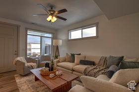 Photo 3 for 55 E Buttercup Ln #42