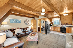 Photo 2 for 1912 W Upper Canyonn Dr #160