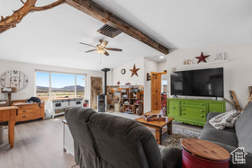 Photo 5 for 706 E Cottontail Rd