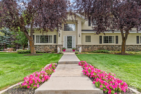 Photo 2 for 1367 W Settlement Dr