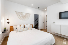Photo 4 for 1052 W Cattail Ct #E1