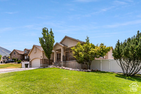 Photo 2 for 702 S Elk Meadow Loop