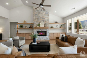 Photo 6 for 48 N Meadow Dr