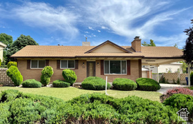 Photo 1 for 394 E Bridlewood Dr