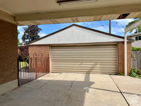 Photo 2 for 394 E Bridlewood Dr