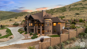 Photo 4 for 15146 S Secret Canyon Cir
