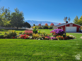Photo 1 for 1075 Grandview Dr