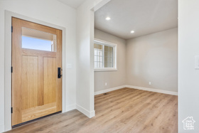 Photo 4 for 178 N Husker Ln #2