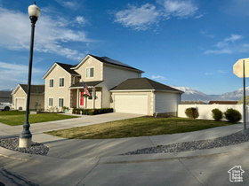 Photo 2 for 4076 S Mountain Moon Dr