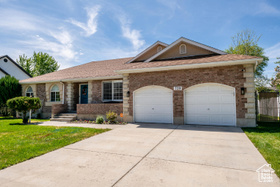 Photo 3 for 720 E 50 North