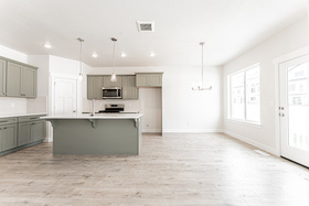 Photo 6 for 2887 N Blue Dawn Ln #2303