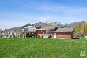 Photo 4 for 550 Pine Canyon Rd