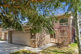 Photo 1 for 4824 N Meadow Loop Rd #7