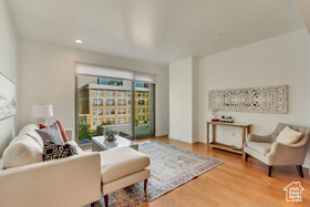 Photo 4 for 45 W South Temple St #701
