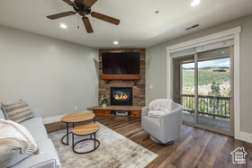 Photo 2 for 13386 N Alexis Dr