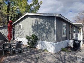 Photo 3 for 3486 S Westcrest Dr #2