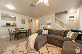 Photo 4 for 4947 W Calton Ln