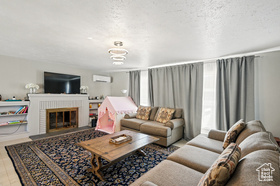 Photo 4 for 63 E Main