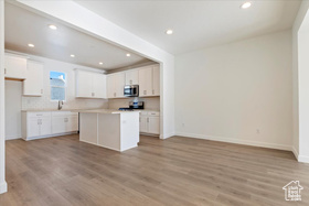 Photo 6 for 933 S Mathilda Dr #266