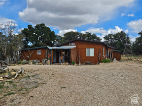 Photo 4 for 33383 W 8000 South