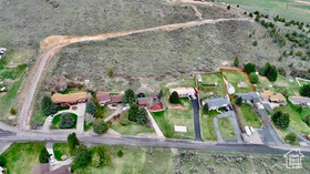 Photo 2 for 1752 Cedar View Rd