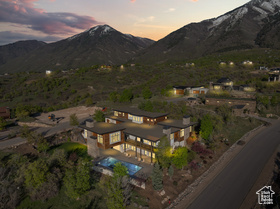Photo 2 for 772 S Summit Creek Dr