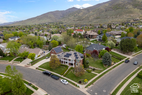 Photo 4 for 2076 Summerwood Dr