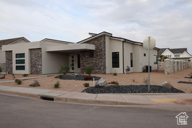 Photo 3 for 3842 S Kennedy Ln #124