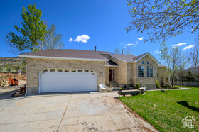 Photo 4 for 4851 E Lake Creek Rd