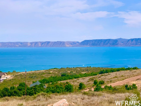 1322 N Ridge Cir MLS #2082064