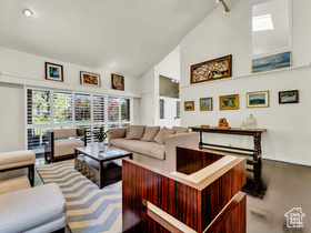 Photo 4 for 799 Northpoint Ct