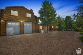 Photo 4 for 8875 E Strawberry Dr #62
