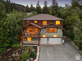 Photo 1 for 210 Parkview Dr
