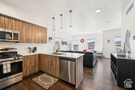 Photo 3 for 6523 Serviceberry Dr #A205